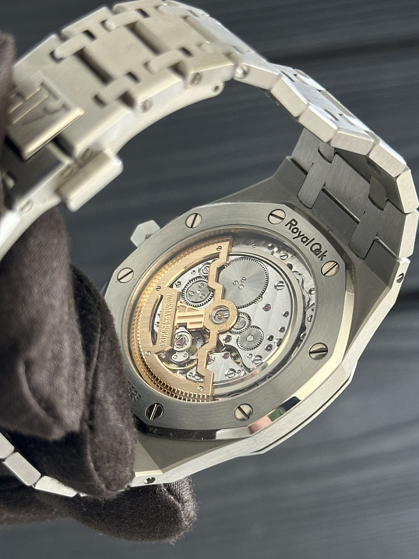 Royal Oak ‘Jumbo’ 15202 Blue Dial