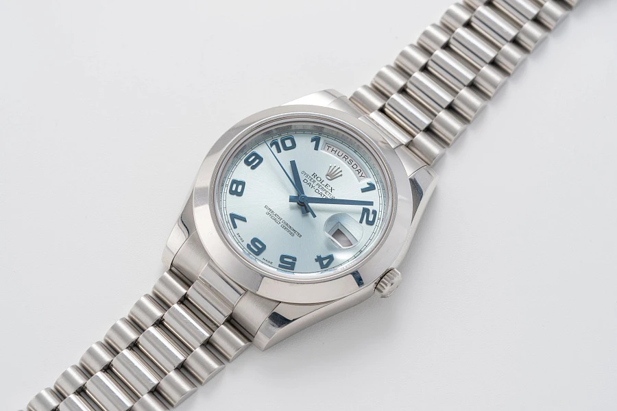 Day-Date II Ref. 218206 in Platinum