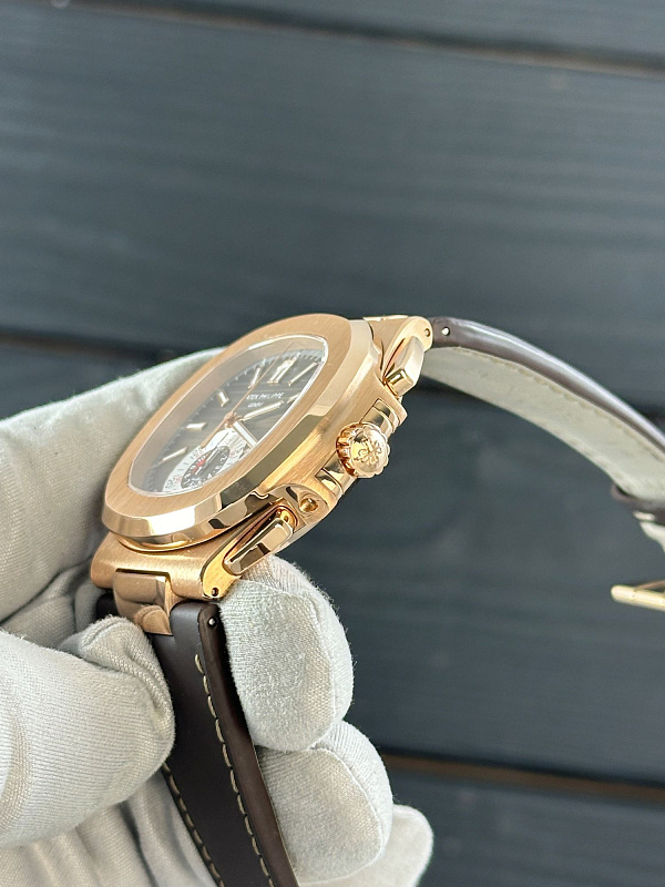 Nautilus Chronograph 5980 Rose Gold