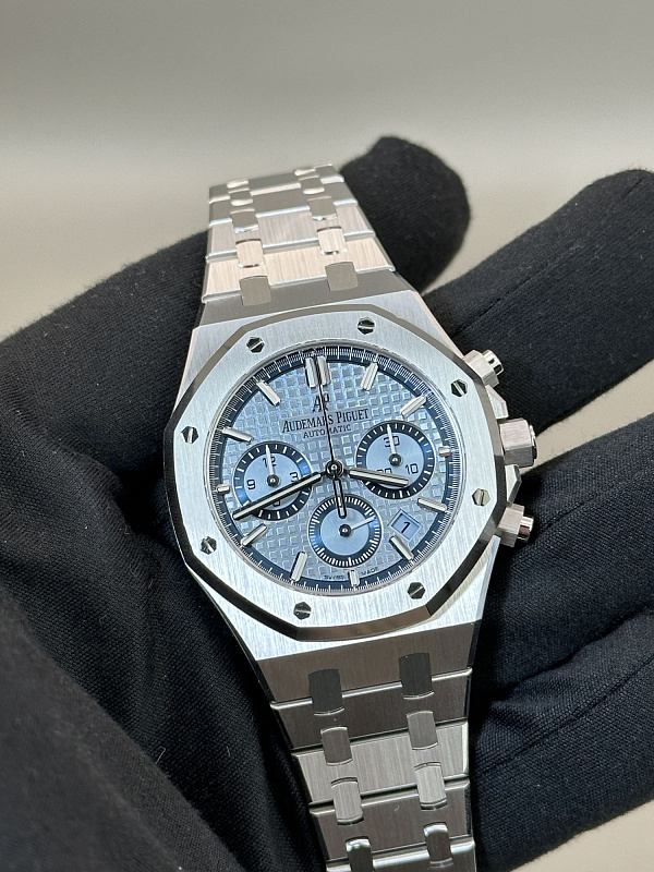 Royal Oak Chronograph 38mm White Gold Limited Edition