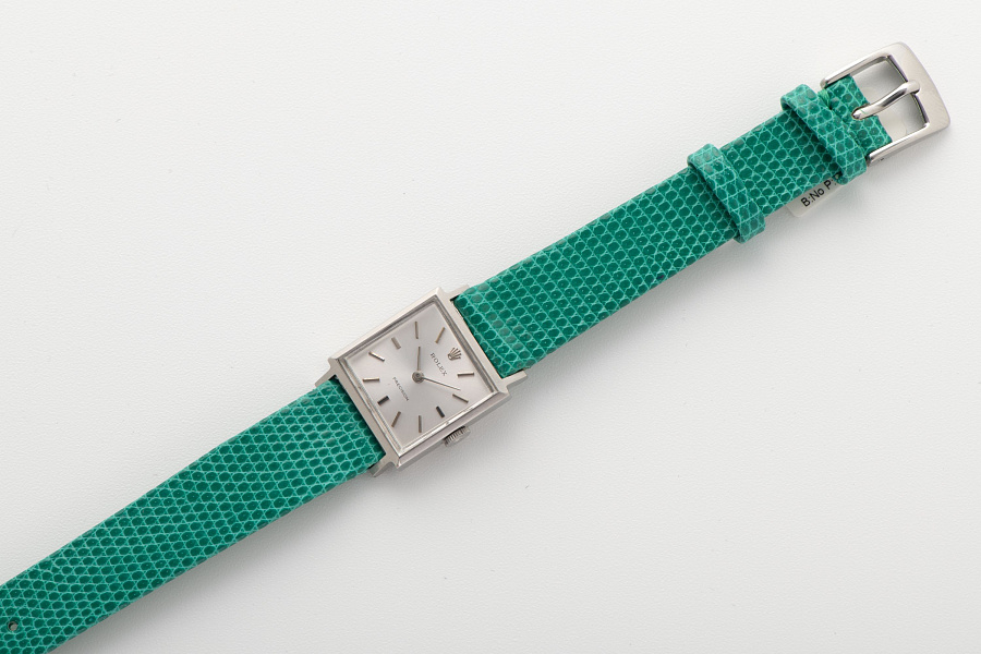 Square Ref. 2611 in Stainless Steel