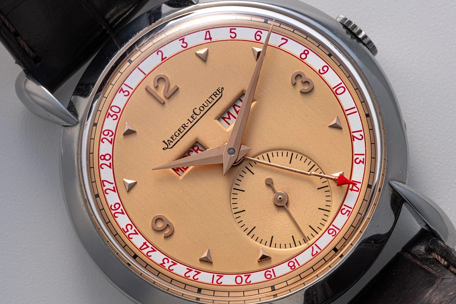 1940s Triple Date with Salmon Dial