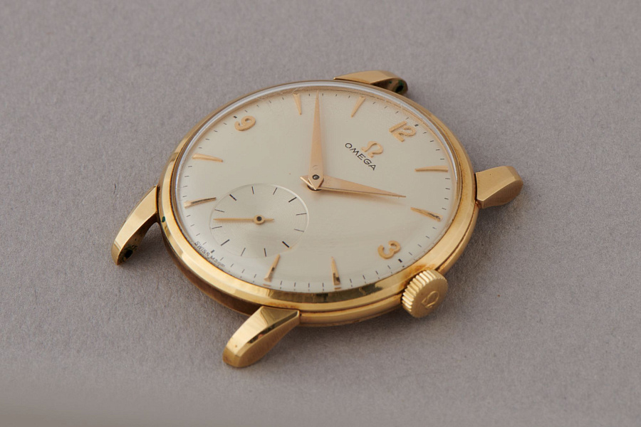 Dress Watch in 14k Yellow Gold from the Swedish Royal Family