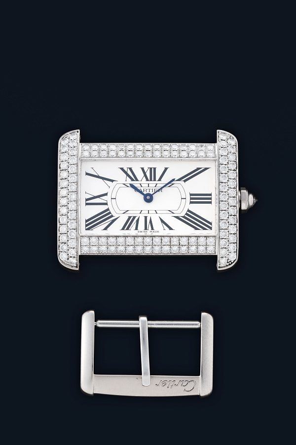 Divan Quartz Ref. 2614 in 18k White Gold with Diamonds