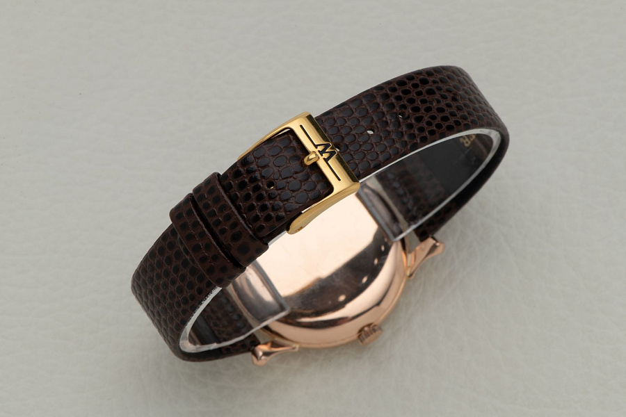 Fancy Lugs Dress Watch in 18k Rose Gold
