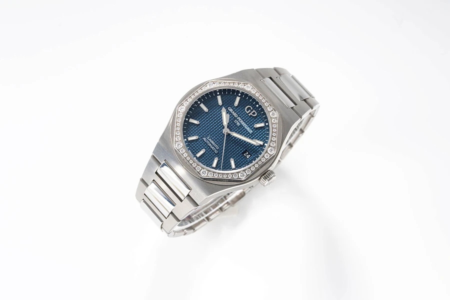 Laureato Diamonds Ref. 81005D11A431-11A in Stainless Steel