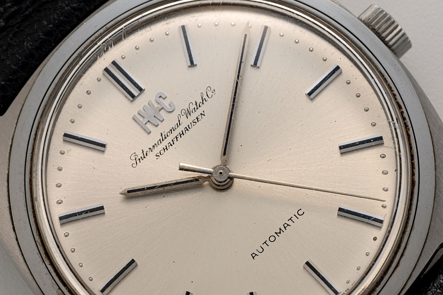 Automatic Cushion Case in Stainless Steel