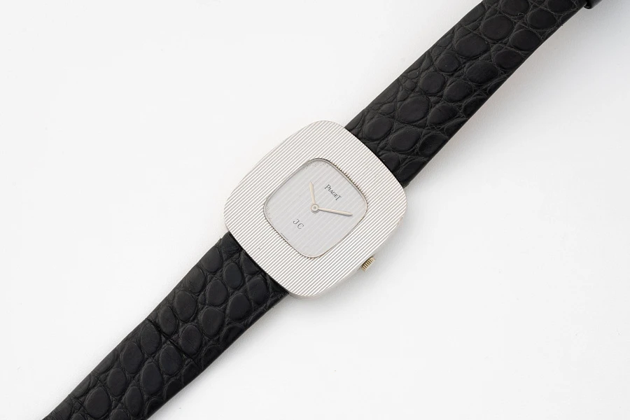 Ref. 99022 in 18k White Gold