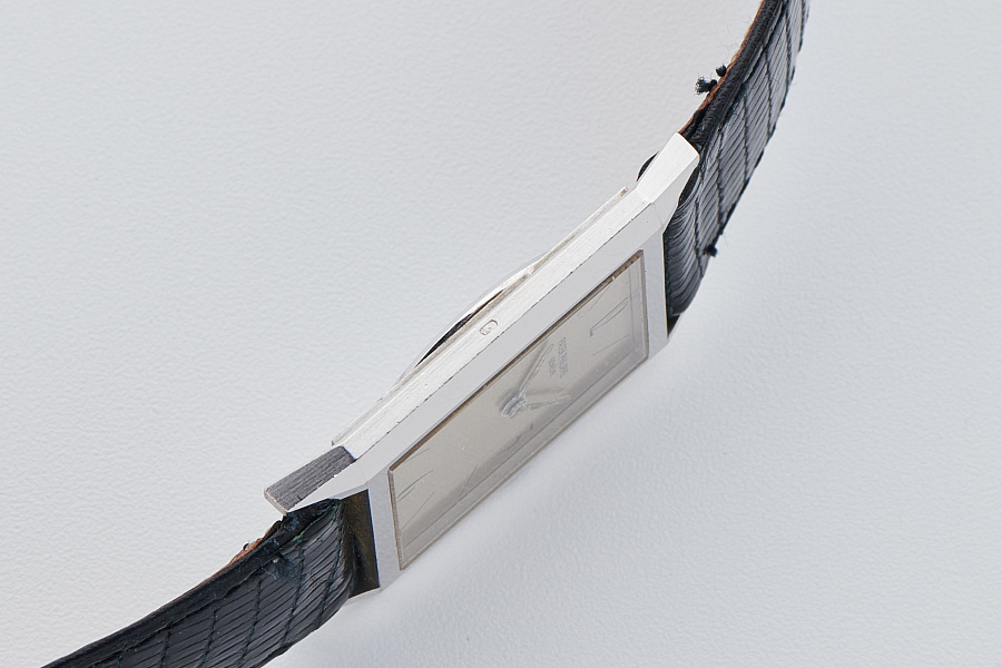 Rectangular Watch Ref. 3491 in 18k White Gold