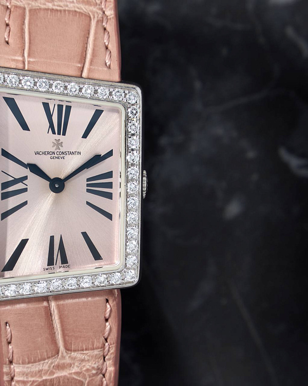 1972 Asymmetric White Gold Quartz