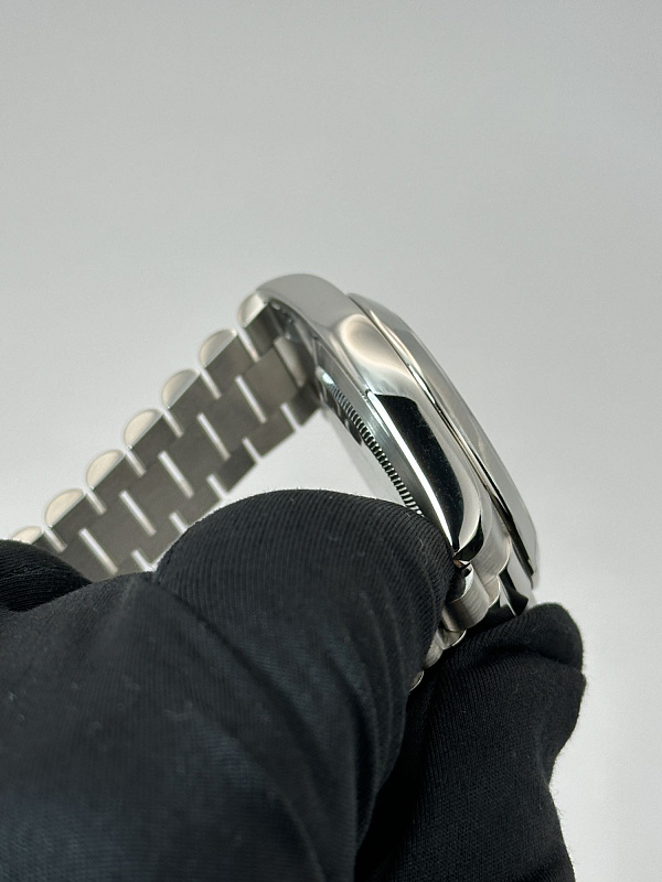 Day-Date II 41mm 218206 Platinum President Bracelet Discountinued