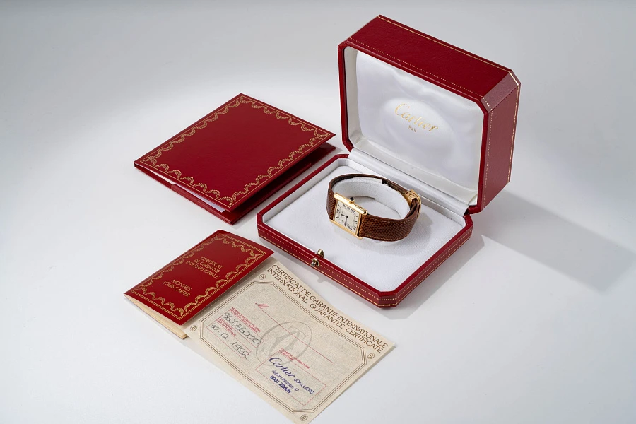 Tank Louis Extra Plate Ref. 96065 in 18k Yellow Gold