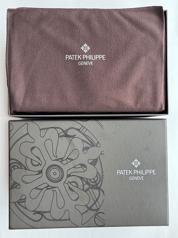 Annual Calendar Ref. 5146 in 18k White Gold