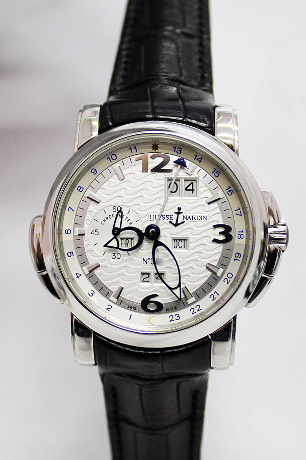 GMT± Perpetual Platinum Limited Edition 500