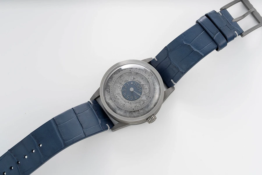 Cosmonauta in Titanium