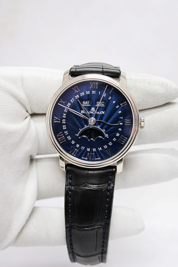 Villeret Quantième Complet in White Gold