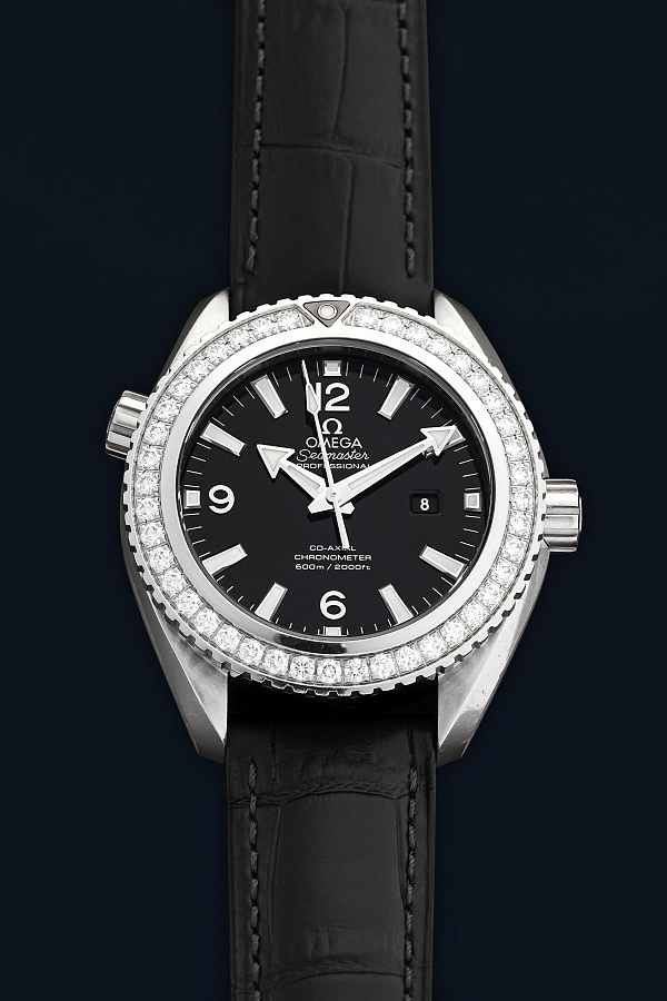 Planet Ocean Diver with Diamond Bezel