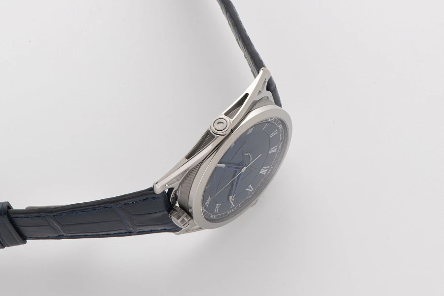 Unworn DB27 Titan Hawk