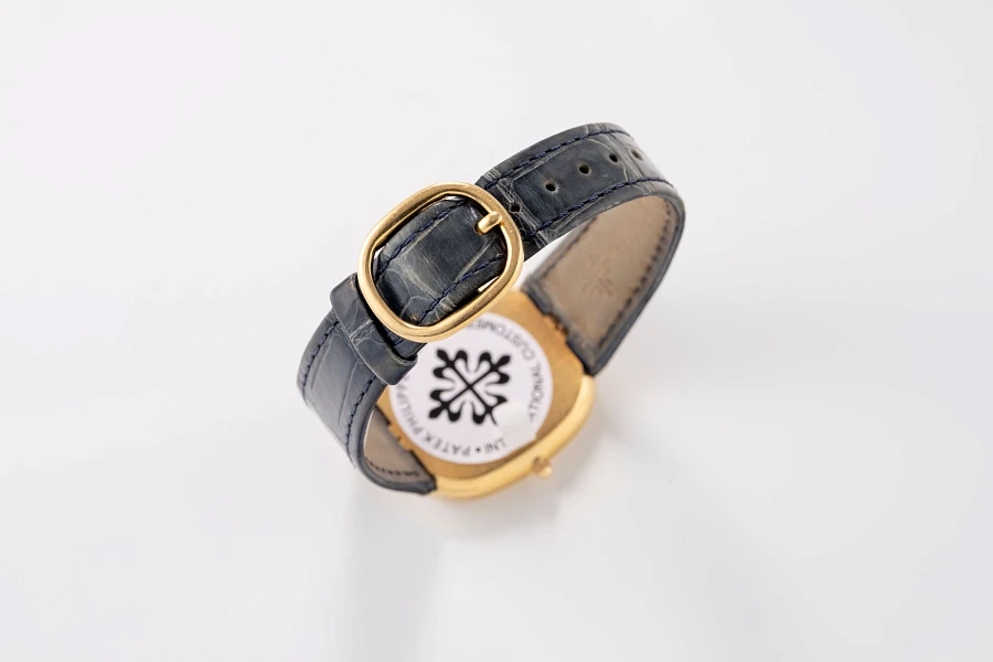Ellipse Ref. 3738/100J in 18k Yellow Gold