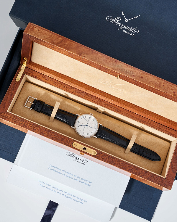 Classique Power Reserve 5277 Hand-Wound White Gold