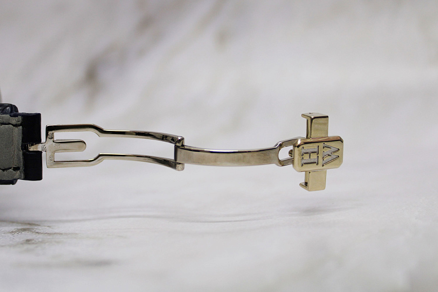 Premier Excenter Timezone White Gold