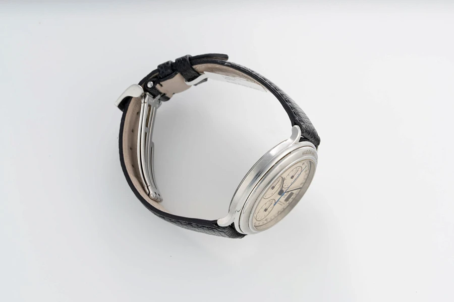 Huitième Chronograph Ref. 25644 in Stainless Steel