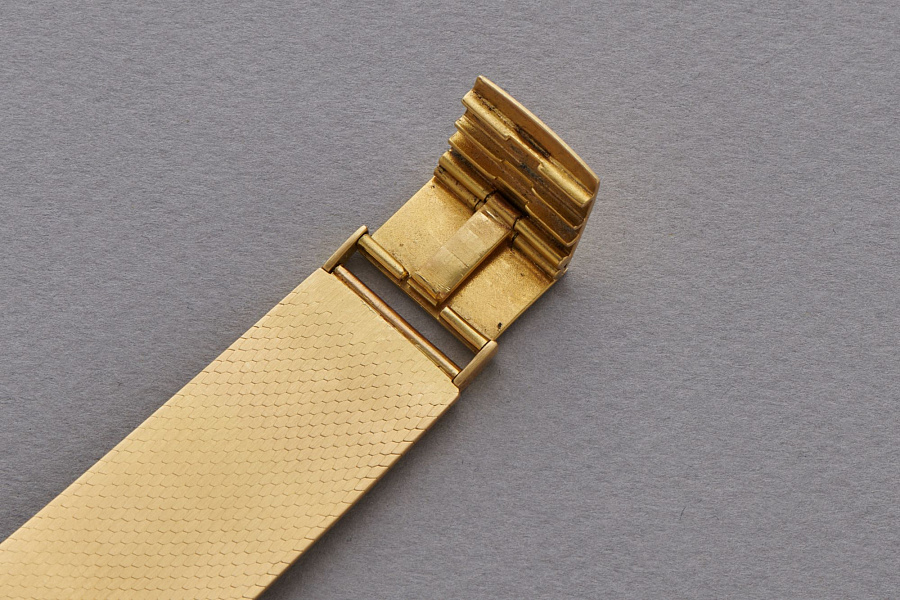 Dress Watch in 18k Yellow Gold