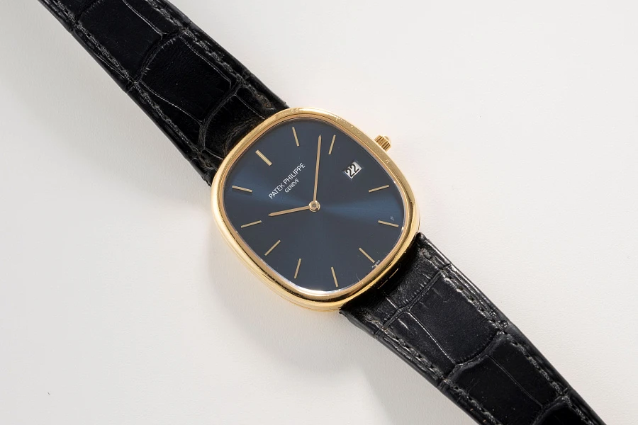 Ellipse Quartz Ref. 3747 in 18k Yellow Gold