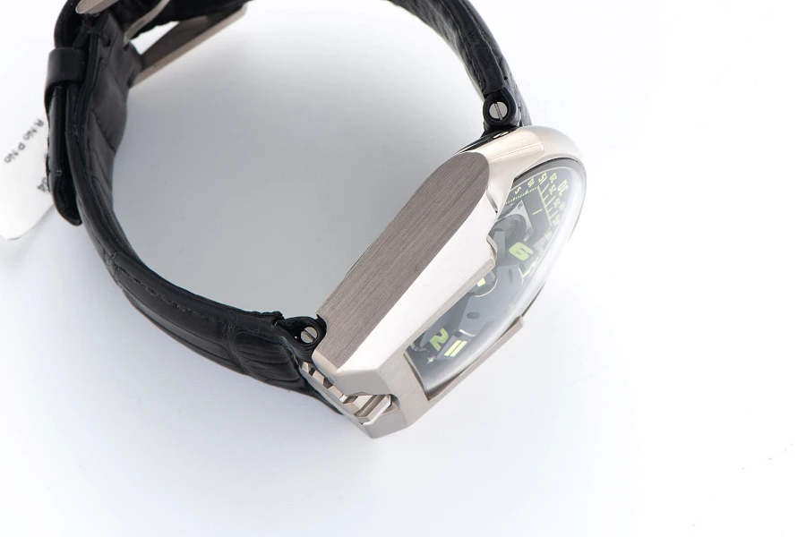 UR202 18K White Gold