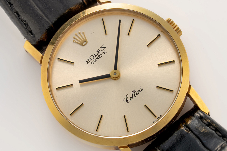 Ladies Cellini Ref. 4109 in 18k Yellow Gold