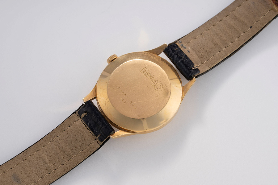 Dress Watch in 18k Yellow Gold