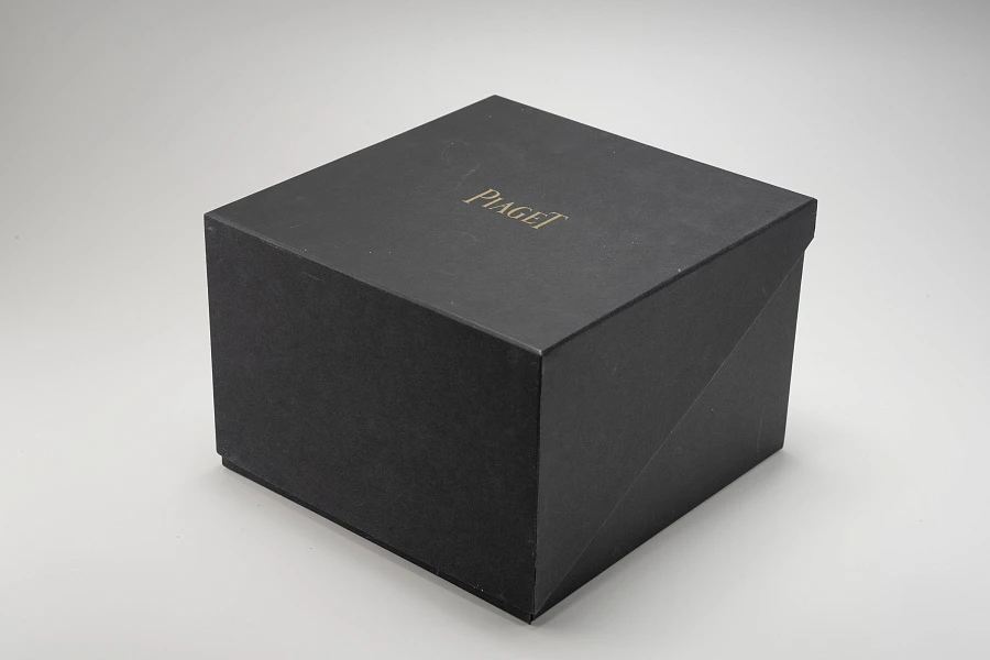 Altiplano Rectangular Ref. P10074 in 18k White Gold