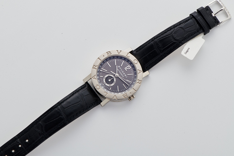 Diagono in 18k White Gold