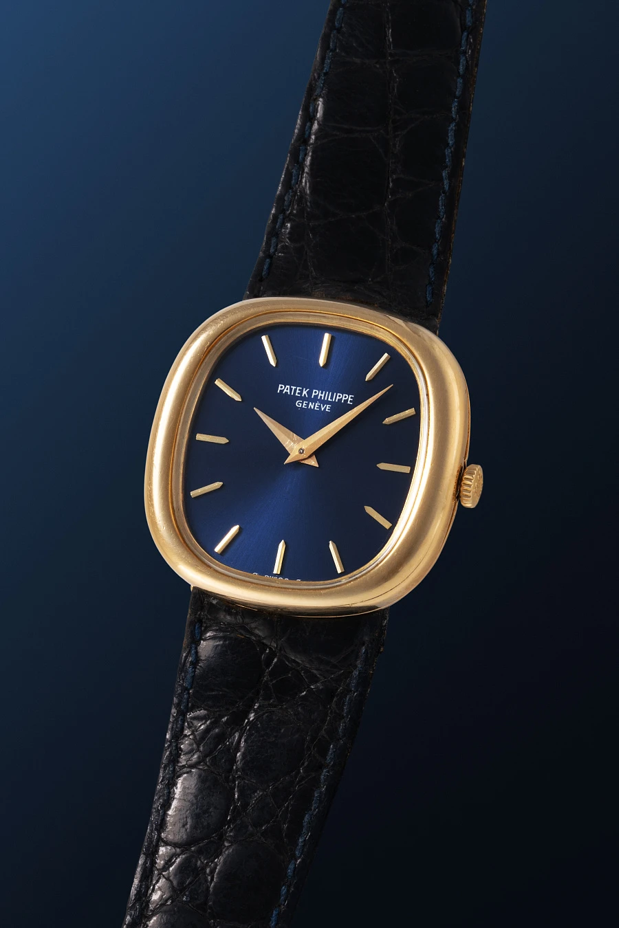 Ladies Ellipse Ref. 4223 in 18k Yellow Gold