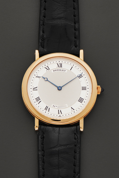 Classique Automatique Ref. 3390 in 18K Yellow Gold