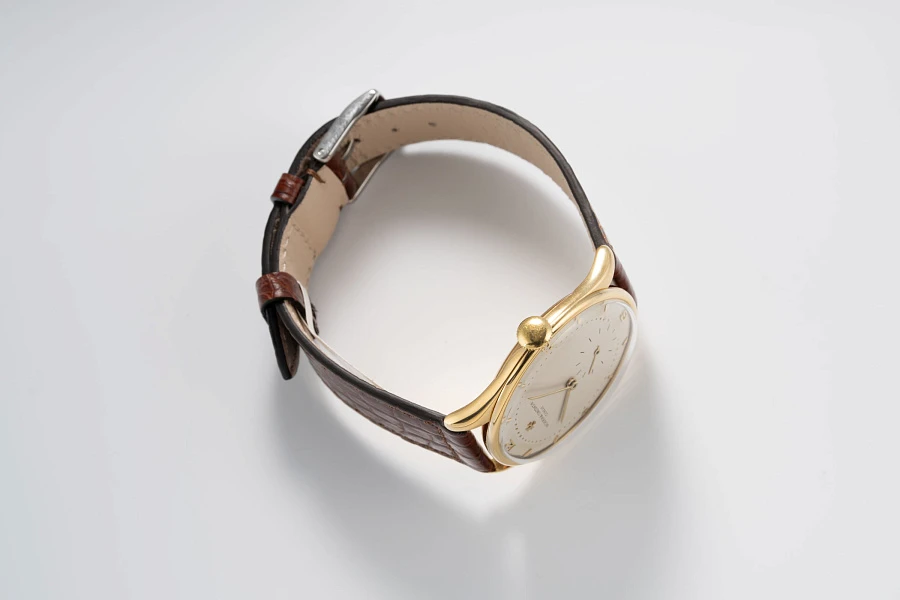 Jumbo Dress Watch in 18k Yellow Gold