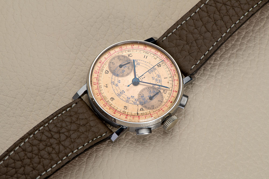Vintage Chronograph Salmon Dial Cal. 33.3