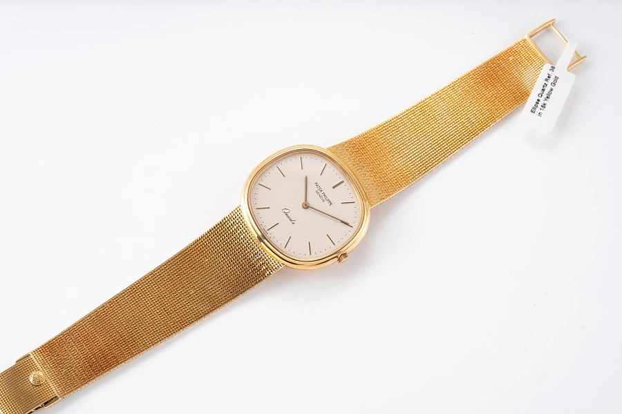 Ellipse Quartz Ref. 3879 in 18k Yellow Gold