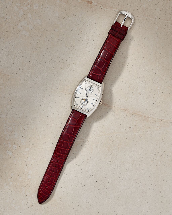 Cintree Curvex Double Heure Sautante Phase de Lune Platinum Manual Wind