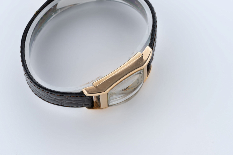 Tank in 14k Yellow Gold