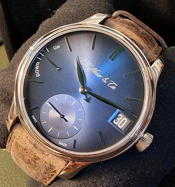 Endeavour Perpetual Calendar White Gold