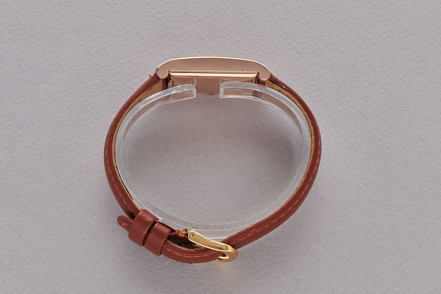 Rectangular Dress Watch in 18K Rose Gold