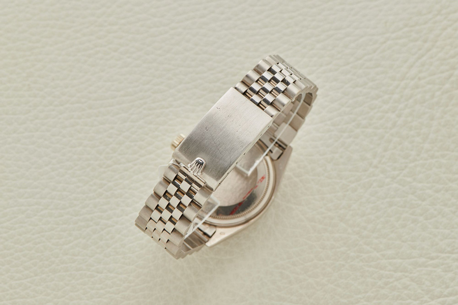 Day-Date Salmon Dial with Baguette Diamond Indices in 18k White Gold