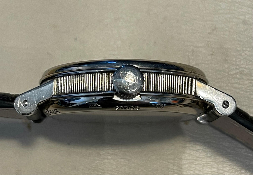 Tradition 7037 White Gold