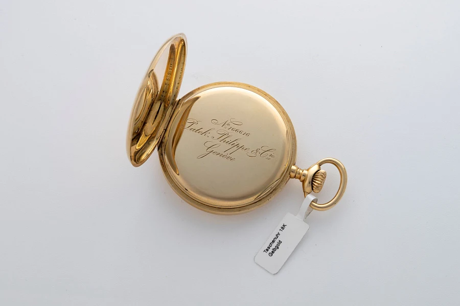 Pocket Watch in 18k Yellow Gold