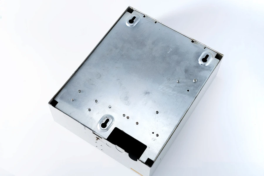 Vintage Quartz-M Wall Clock