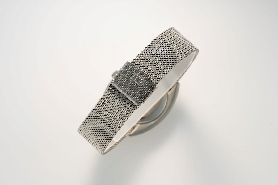 Ultra Thin Cushion Case Ref. 1419 in Stainless Steel