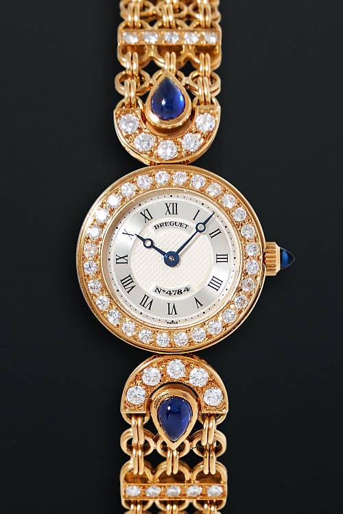 Ladies Yellow Gold Mother-of-Pearl Dial Diamond-set