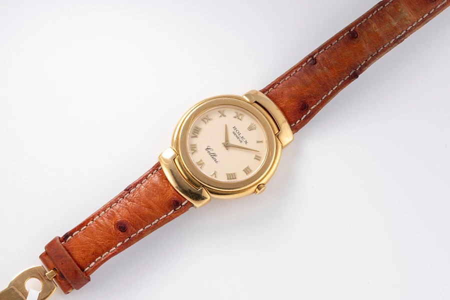 Cellini Ref. 6622in 18k Yellow Gold