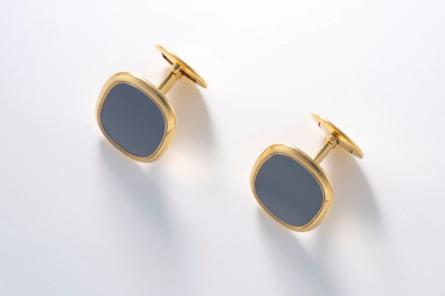 Ellipse Cuff Links and Keychain in 18k Yellow Gold